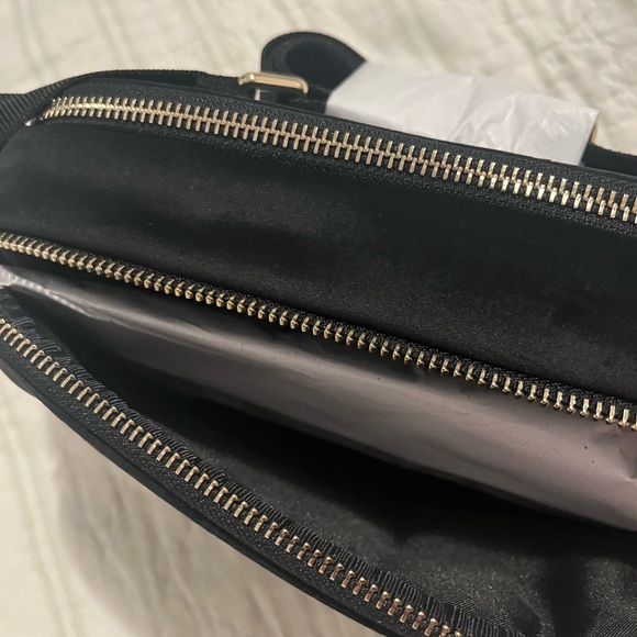 lululemon athletica Black Quilted Crossbody Bag - Picture 5 of 6